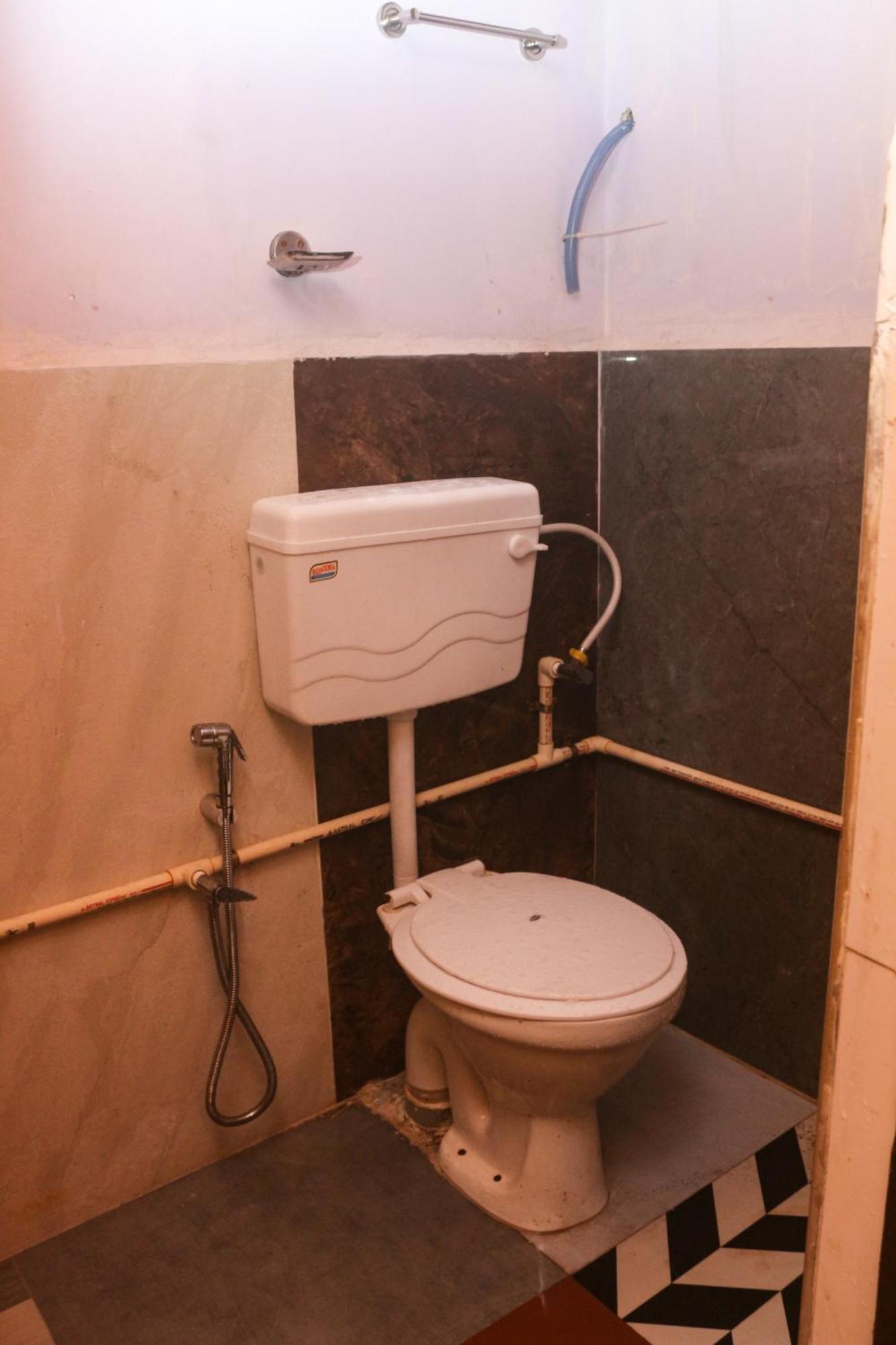 Hotel Moon Residency 3*
