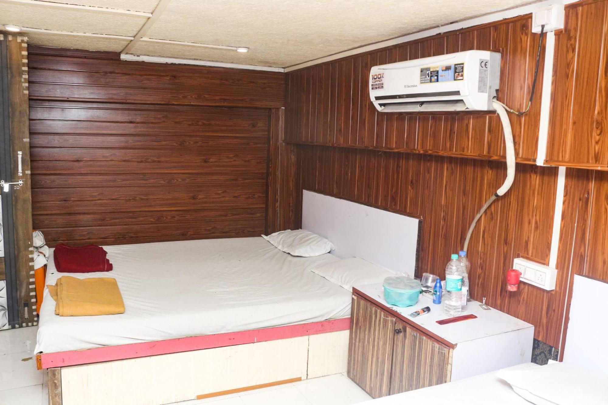 Hotel Moon Residency 3*