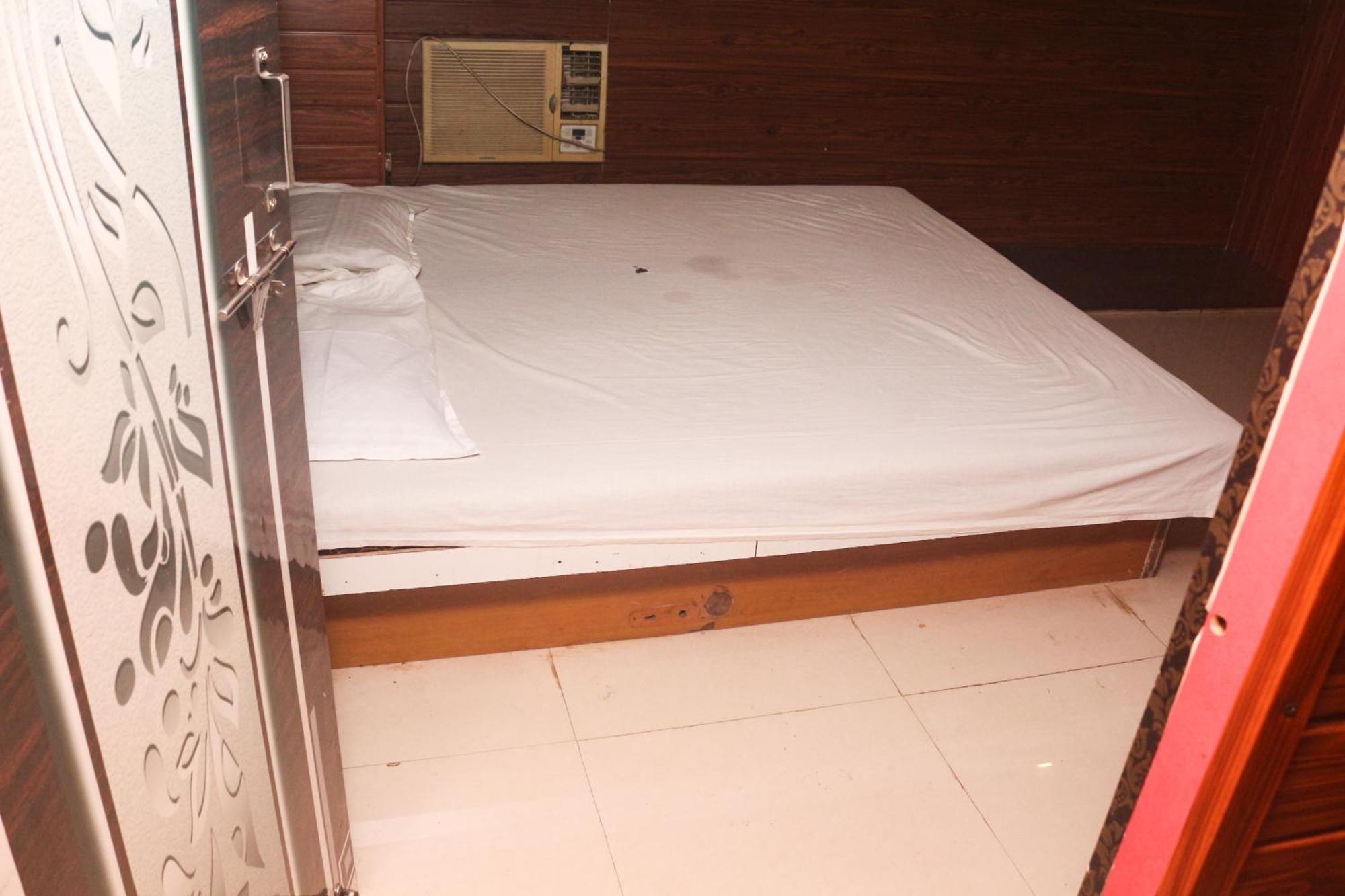 Hotel Moon Residency 3*