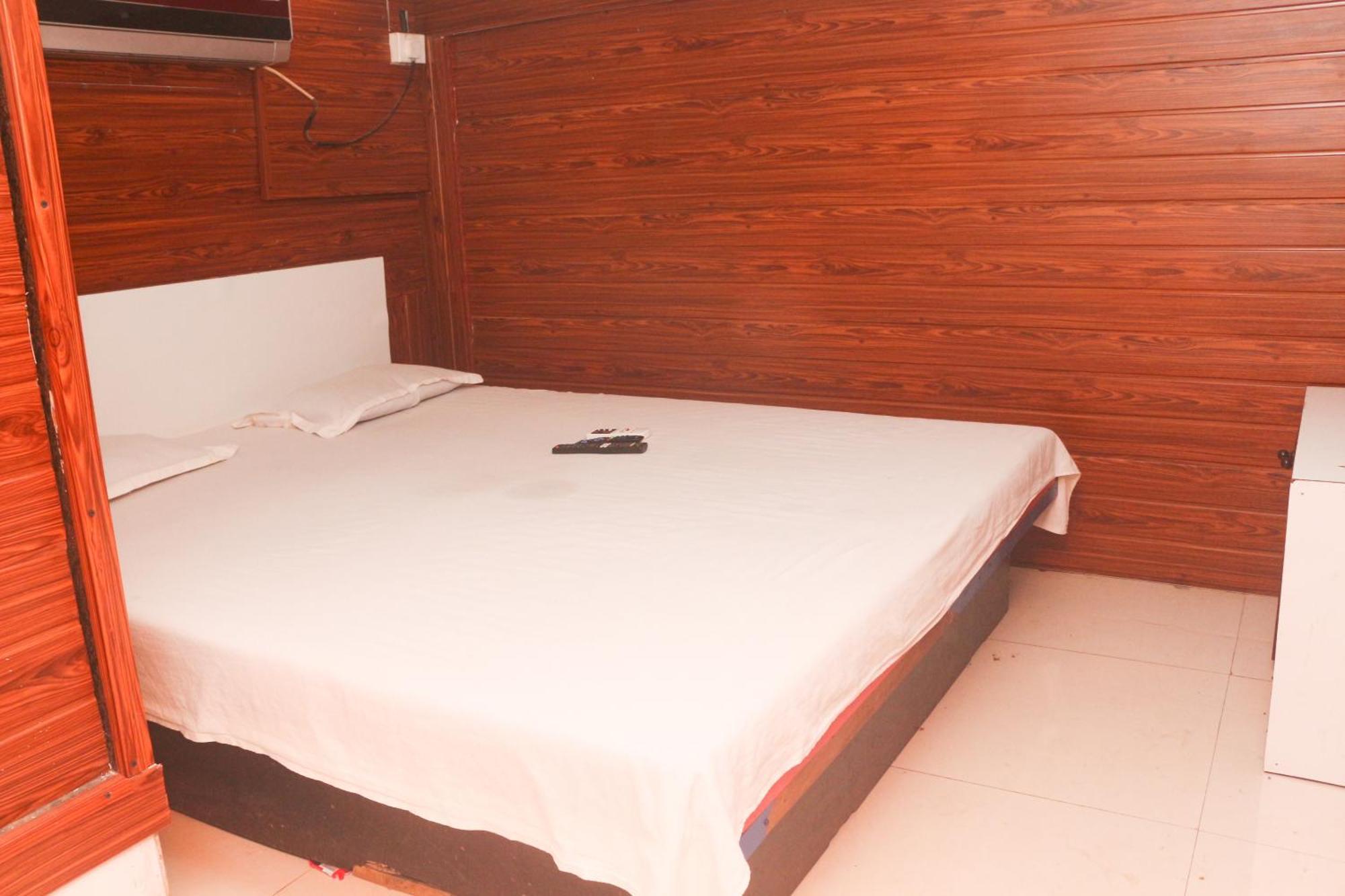 Hotel Moon Residency 3*